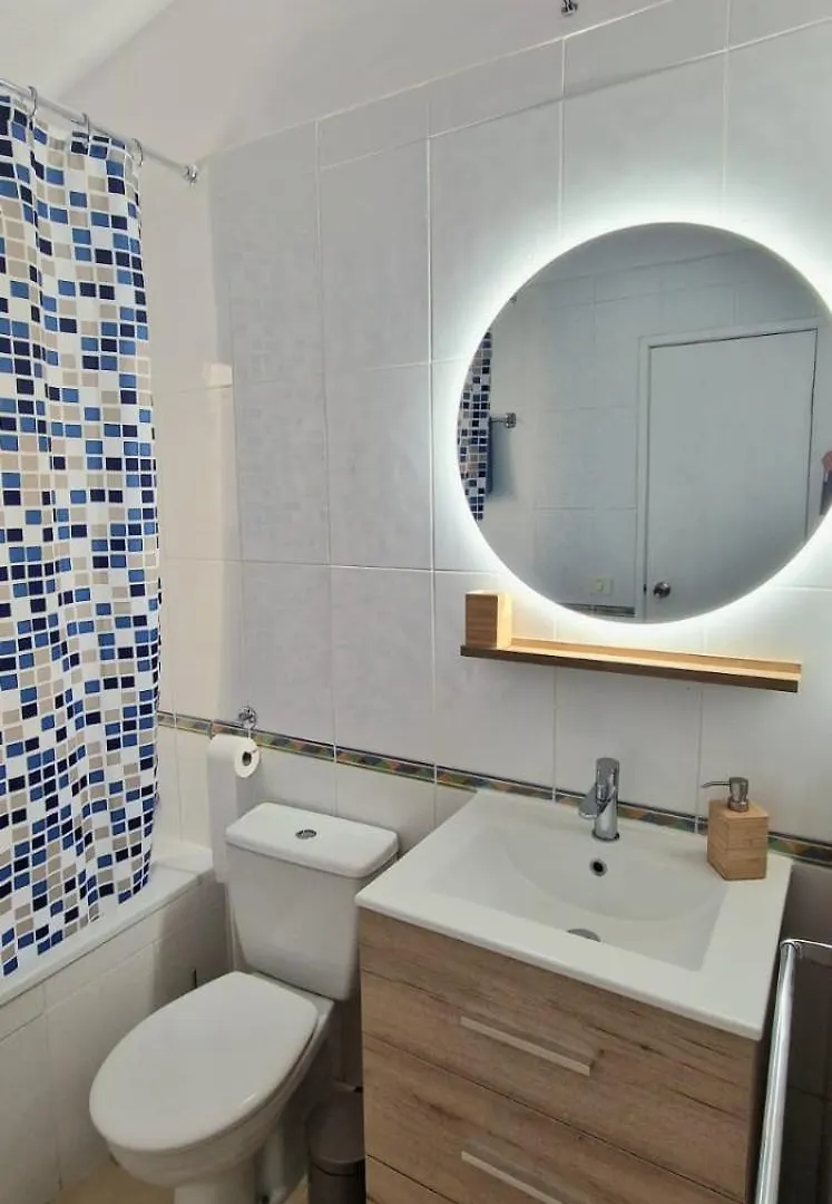 Spacious 3-Bedroom Duplex Apartment With Heated Pool & Ocean View In Castle Harbour, Arona Los Cristianos  Los Cristianos (Tenerife)