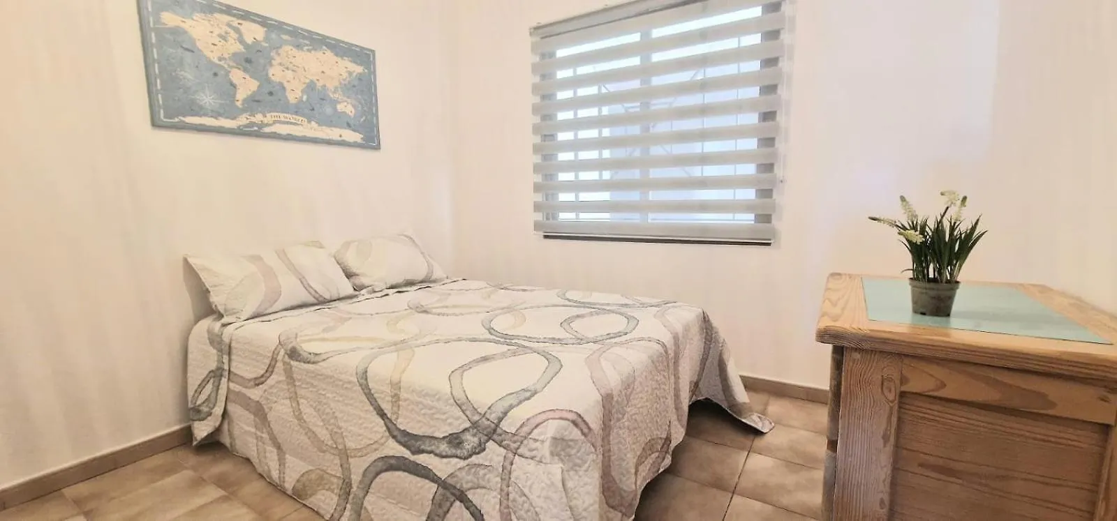 Spacious 3-Bedroom Duplex Apartment With Heated Pool & Ocean View In Castle Harbour, Arona Los Cristianos  Ισπανία